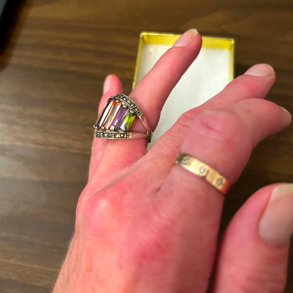 Size 7 Silver Gem Stone Ring - image 3